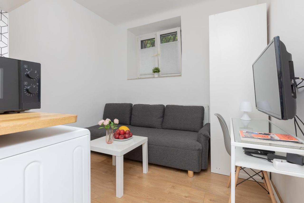 Micro Apartment Near Fort Mokotow By Noclegi Renters Warsaw Exterior photo